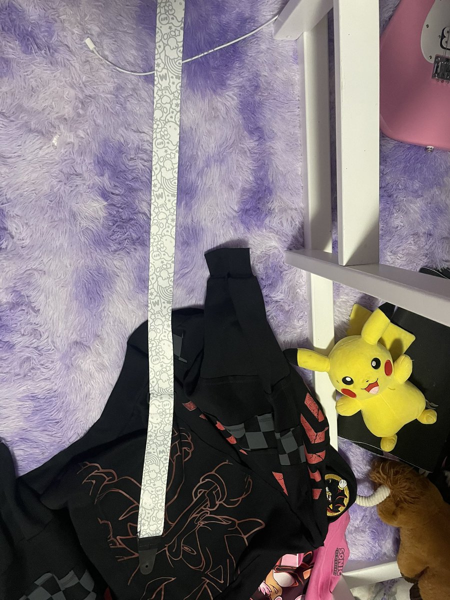 projectshadowzz's tweet image. here’s my haul c: celebrated my birthday early, but i’m going to cheesecake factory on the actual day and getting more guitar equipment C: 
second is the strap i got for my guitar, it’s a placeholder for now until i get a custom one made!! :D