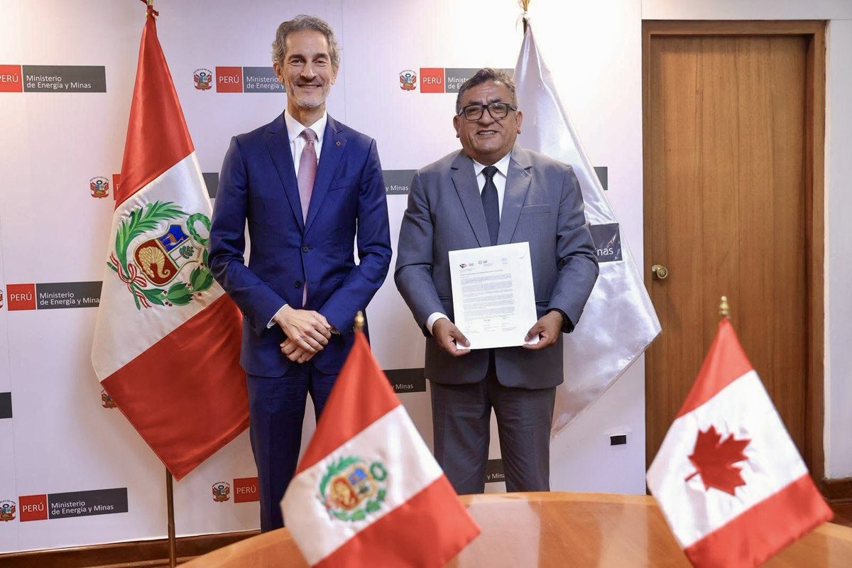 Canada au Pérou tweet media