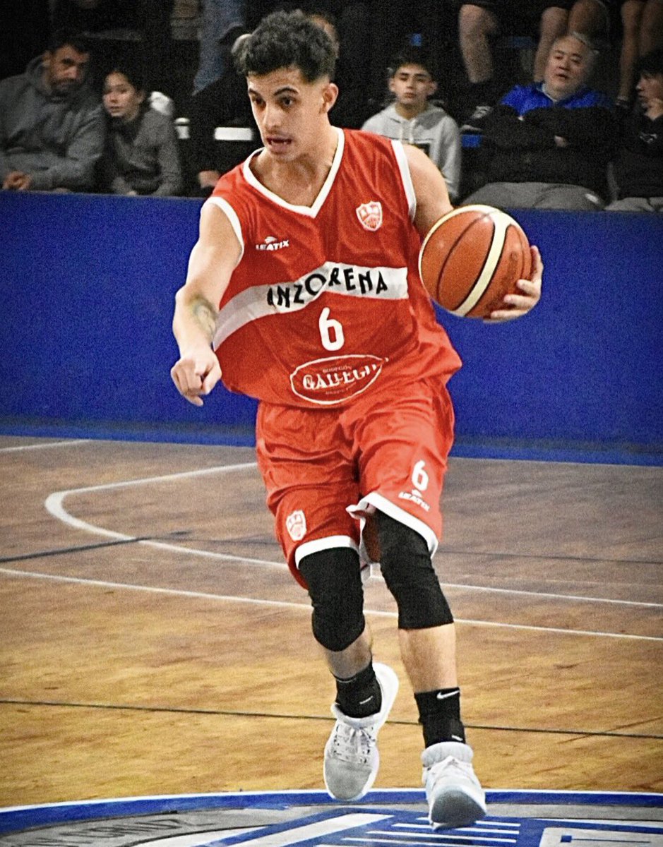 manulacerenza_'s tweet photo. #BasquetLocal #MercadoDePases |Valentino Jerez es nuevo jugador de Pacífico,
el alero maragato viene de disputar la Súper Liga de Mendoza con Anzorena.
📊 Promedió 16.5 pts, 4 rebotes y 4 asistencias por juego. https://t.co/61SXK2vuap