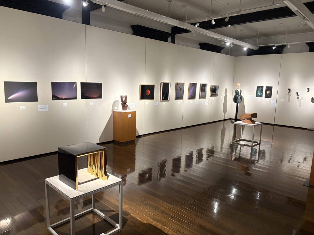 今日(1/21)から6月7日まで旭川市彫刻美術館で“宇宙を感じる彫刻展”が開催されます。彫刻の創造の「美」と、悠久の宇宙の「美」の対比を楽しむ作品展で、天体写真は科学館や旭川天文同好会からの出展です。ぜひご観覧ください。詳細はこちら→☆中原悌二郎記念旭川市彫刻美術館city.asahikawa.hokkaido.jp/sculpture/scul…