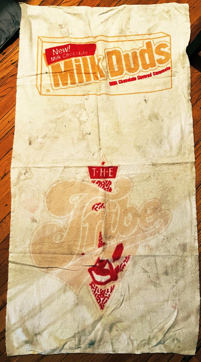 JuffreyK's tweet photo. Imagine rolling up to the pool in a fresh Milk Duds/Cleveland Indians crossover towel
Brand collabs used to be random and beautiful
Now they’re all plastic cups #GetOffMyLawn https://t.co/53hKAWYPCc