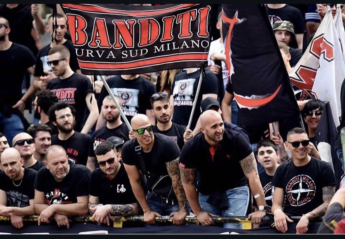 Alimrugi tweet media