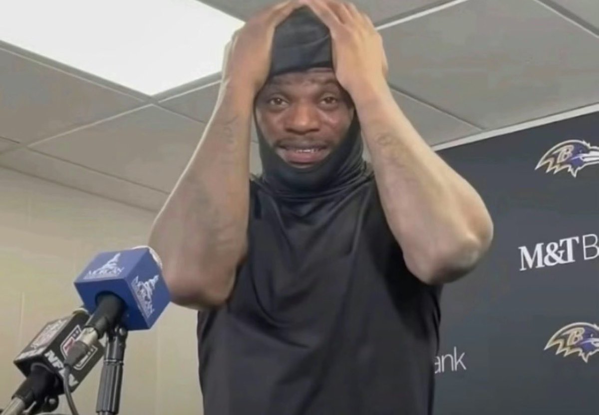 celestialjefe's tweet image. I can not stand Howie and his decisions sometimes my goodness