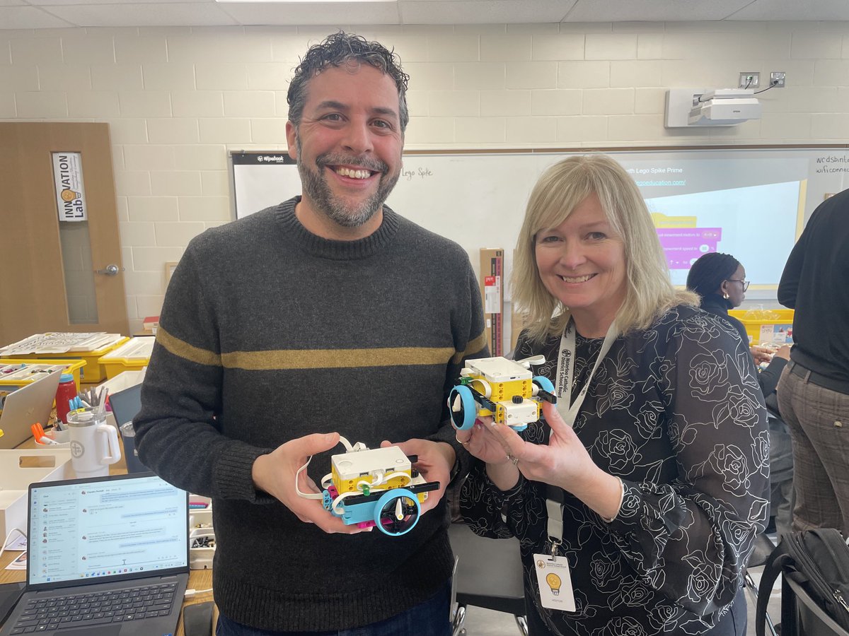 BHNCDSB French tweet media