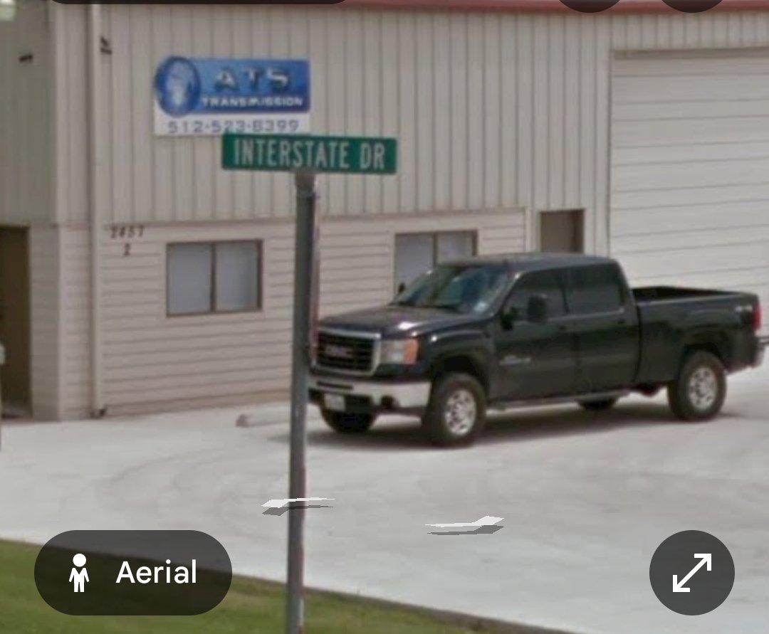 Jerseyguy1010's tweet photo. @controlcityfrk I'm no expert is this "Interstate" up to Interstate standards? 😂 https://t.co/VoNEkaDBbO