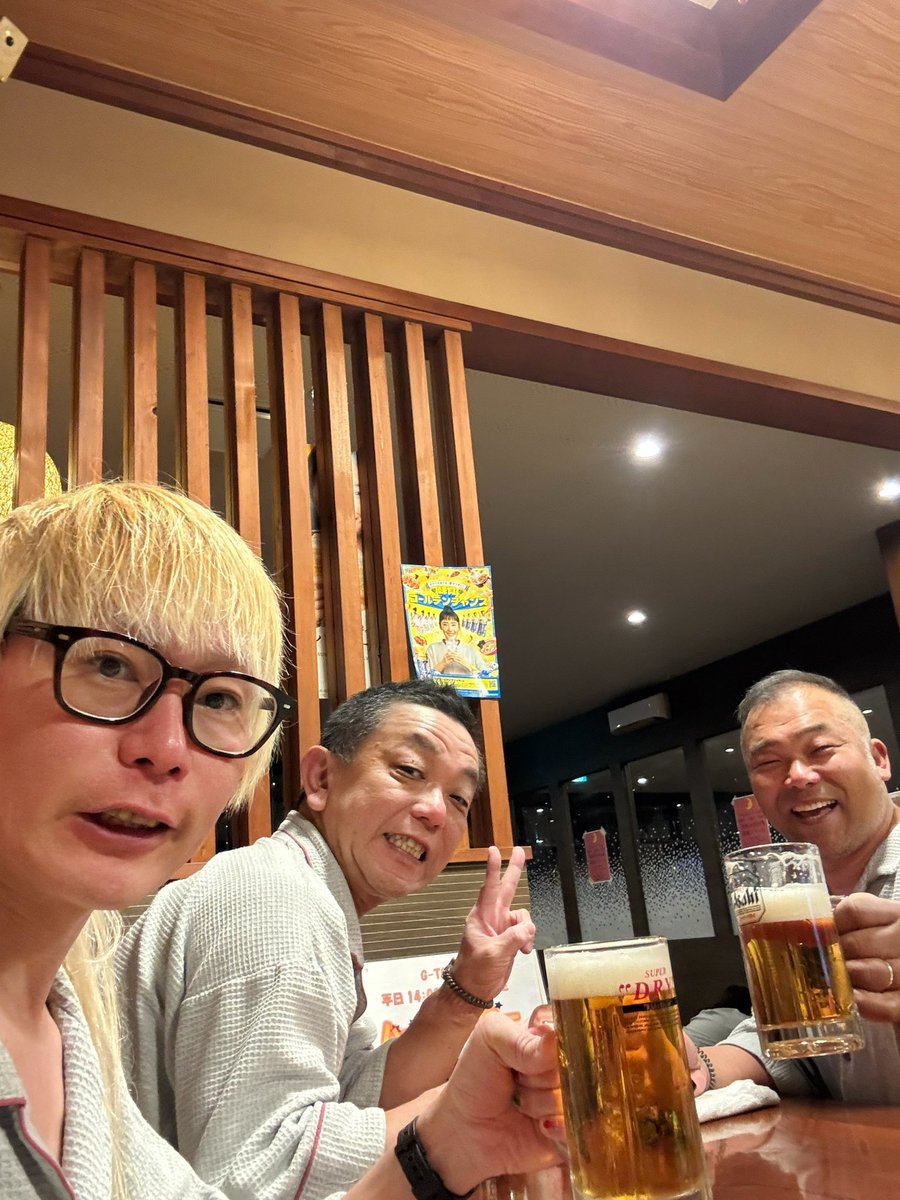 月一のフジジュンさんとサウナからの居酒屋巡り。今回ははじめましての千葉住みます芸人のうっほ君も一緒に。「ジートピア」からの「若林」と完璧過ぎるコースで最高の一日でした。あー楽しかったー！