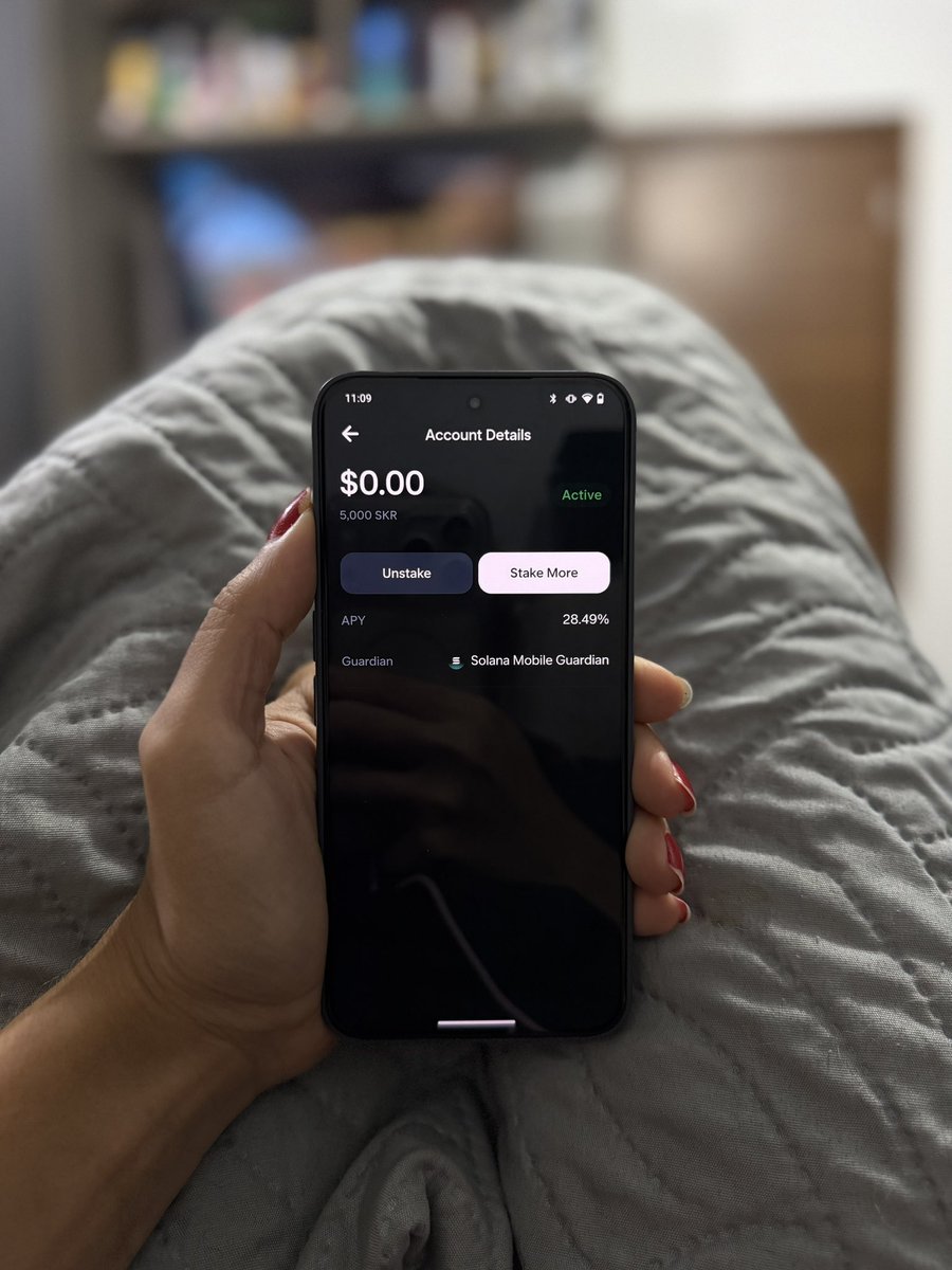 valeriainvest's tweet photo. Acabei de receber meu AirDrop de $SKR da @solanamobile . Devidamente em Stake com APY de 28.49% ✅ https://t.co/RVscZMildx