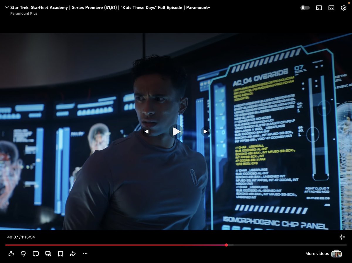 WriterRand's tweet image. Just finished #StarfleetAcademy   I could be happy the rest of my days drawing endless display screens for that show. Graphic design bliss.