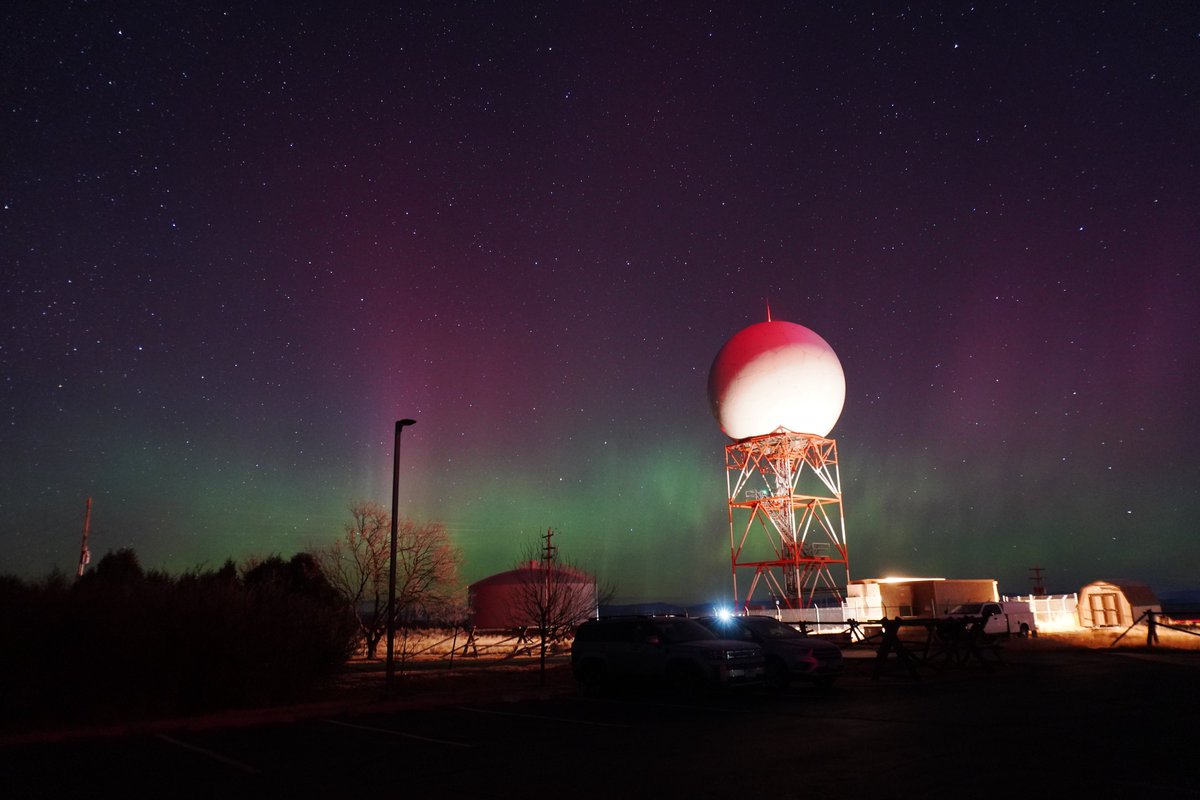 The northern lights spiked up again around 12:30 am. Here are a few more pictures. #northernlights #aurora #wywx