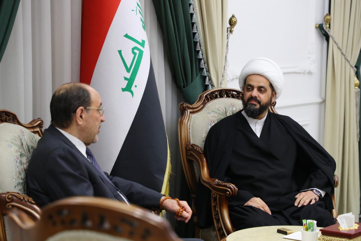 أستقبل الشيخ قيس الخزعلي نوري المالكي في بغداد، ويبحثان التطورات السياسية والأمنية، مؤكدَين أهمية الاستقرار، دعم القوات الأمنية، متابعة مستجدات سوريا، واستكمال الاستحقاقات الدستورية عبر الحوار والتفاهم.