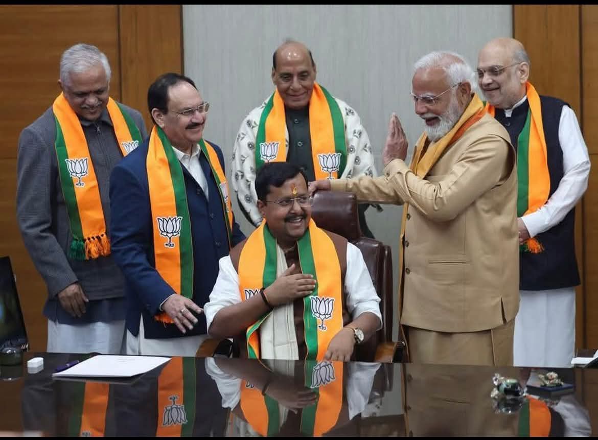 ramjeebjp's tweet photo. Picture of the day .. 👍
Party with difference , it's our beloved Barathiya Janatha Party .. ✊🏼 https://t.co/oYA3A8bUi7