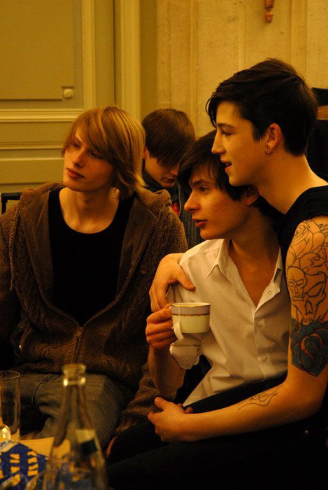 Exile_du_reve's tweet image. Love is Love