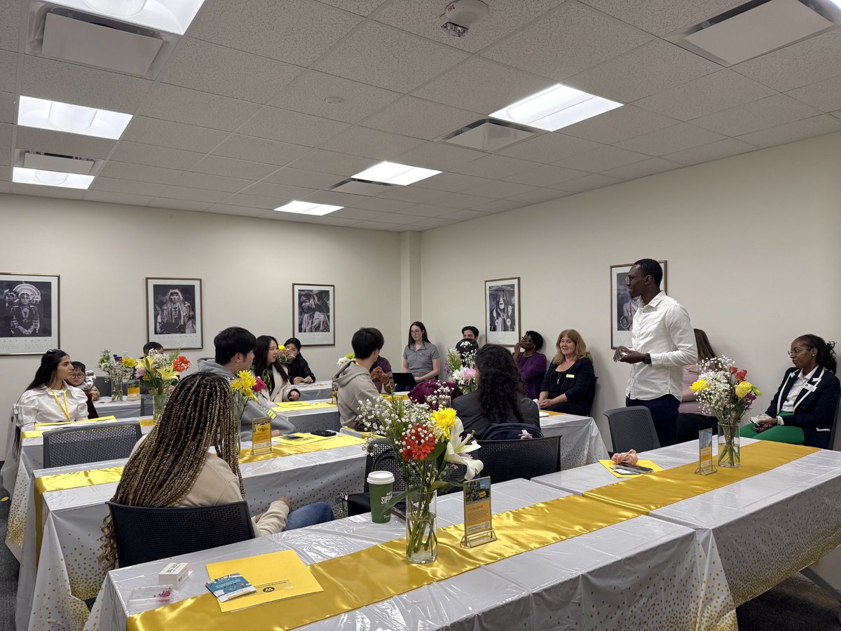 Western Michigan University students in Tanzania for their study abroad faculty led trip. I dreamed of this two years ago, pushed and it happened. The work of a Global Learning Specialist 🤗