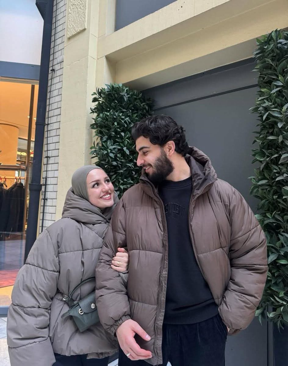 لأقاتِلَنَّ عن الّتي أحببتها
حتى أراها في رِحابي تنعمُ