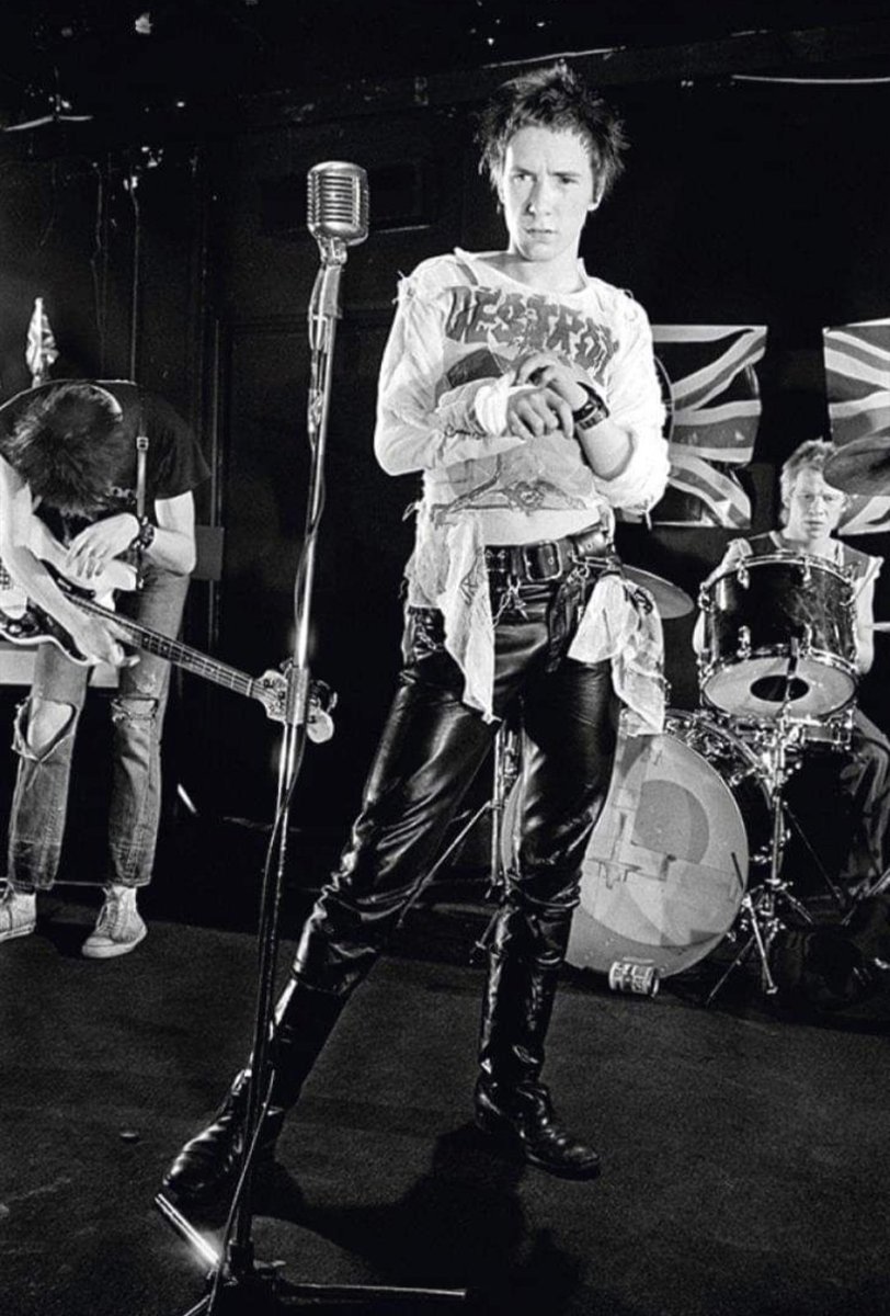 @genitodiablito tweet media