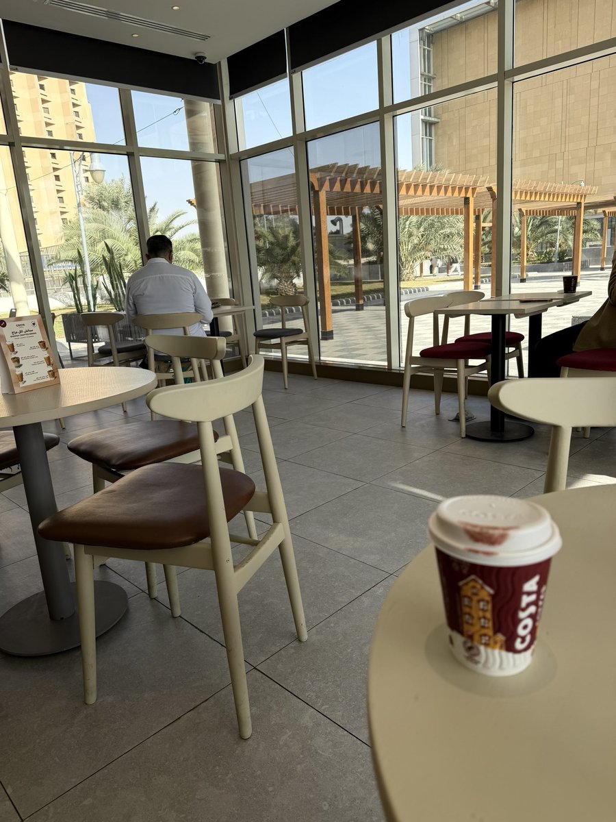 رايحة اليوم ماعندي موعد ولا أشعة ولا lab، بس عشان تقاريري الطبية وأرواق ضرورية وياحلو الشعور لما أجي المستشفى وأنا بصحة وبهدوء وروقان وبكل أناقتي والله ياحلو العافية 🥺