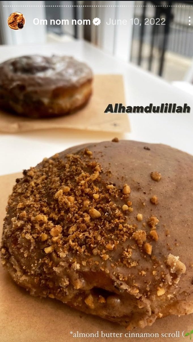 HPhobiaWatch's tweet image. Hi @Bjp4vikramsingh 

Do you even know your elder daughter is sleeping with a Pakistani guy in Italy. Stop preaching Hindutva and nationalism here and fix your home first