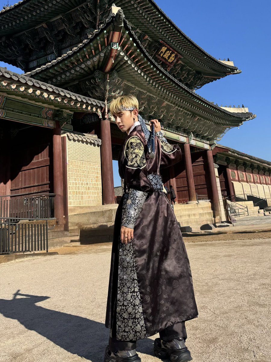 aggato2's tweet photo. KOREA 🇰🇷🇰🇷 https://t.co/2zspiuSGIn