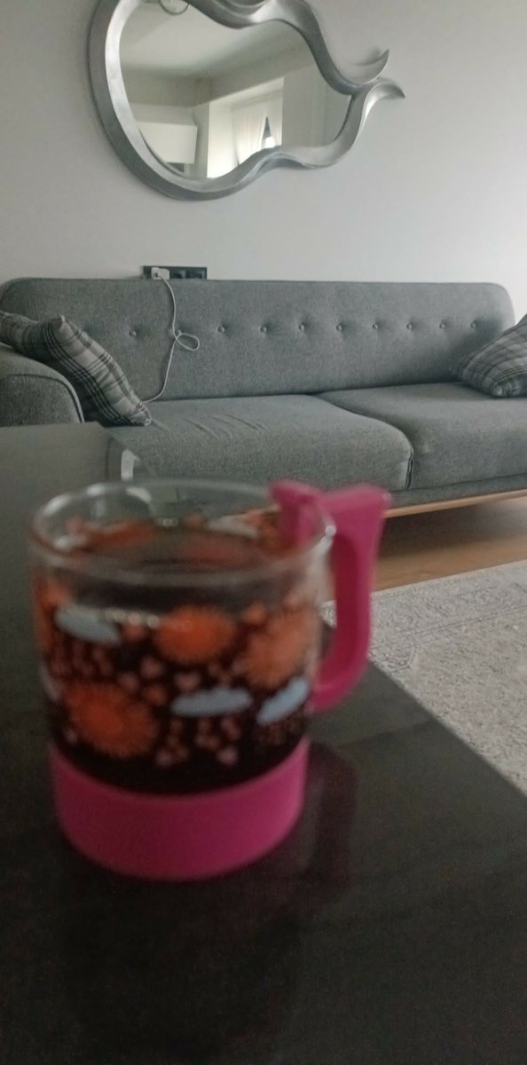 Uyandırana HAMD Olsun, 
Bunu Okuyana SELÂM Olsun. "Amin" Diyenin Her Arzusu Gerçek Olsun.
Evi Bereketle Dolsun..
#GÜNAYDIN