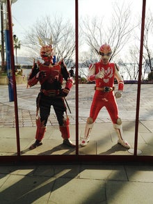 dragonmanXred's tweet photo. 2019年2月に活動を休止なさった
地球戦士ゼロスさん
大阪ジャスティス2015〜冬の陣〜
で、ご一緒させていただいた

炎の十勇士 真田幸村さんとこんな写真も撮ったなぁ
会ってみたかった浪速伝説トライオーさん
今熱い奈良のYAMATO超人ナライガーさん https://t.co/8tbsOKLS1b