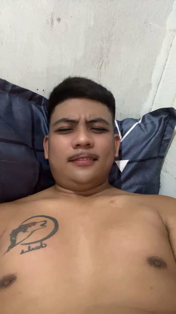 Ice cream tweet media