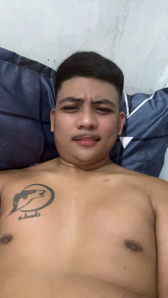 Ice cream tweet media