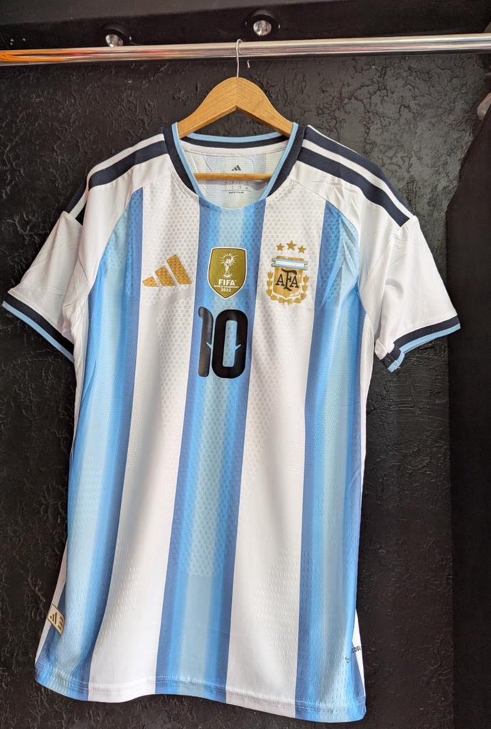 TeanuhB's tweet image. You can never have too many jerseys🌚 Customized jerseys are available at 65k Kids at 40k  Call/ Whatsapp 0706358969