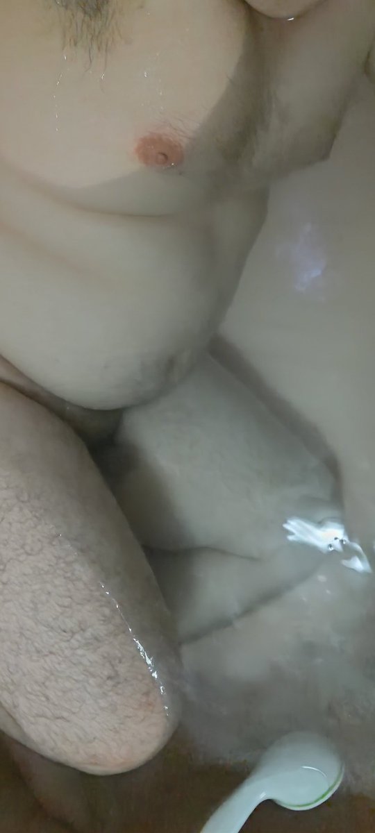 好想被17公分以上的猛烈抽插😭😭😭
