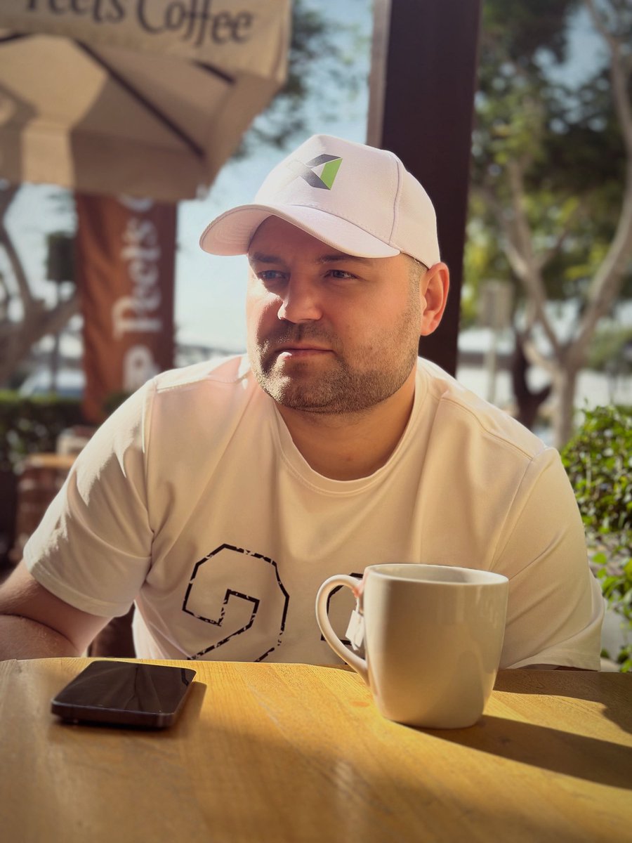 igor_belion's tweet photo. Your only competition is yesterday’s you.♟️

You don’t have to be better than everyone else.
You just have to be 1% better than you were yesterday.

Today:
✅ A little more discipline
✅ A little less excuses
✅ One step into the scary place
✅ One action you’ve been putting off

Big results don’t happen overnight.
They’re built on small victories that no one sees.
But they’re the ones that change your life.

Make it so that in the evening you can say to yourself:
«Today I became stronger. Today I didn’t give up. Today I grew.»

And tomorrow you’ll be a different person. 🔥