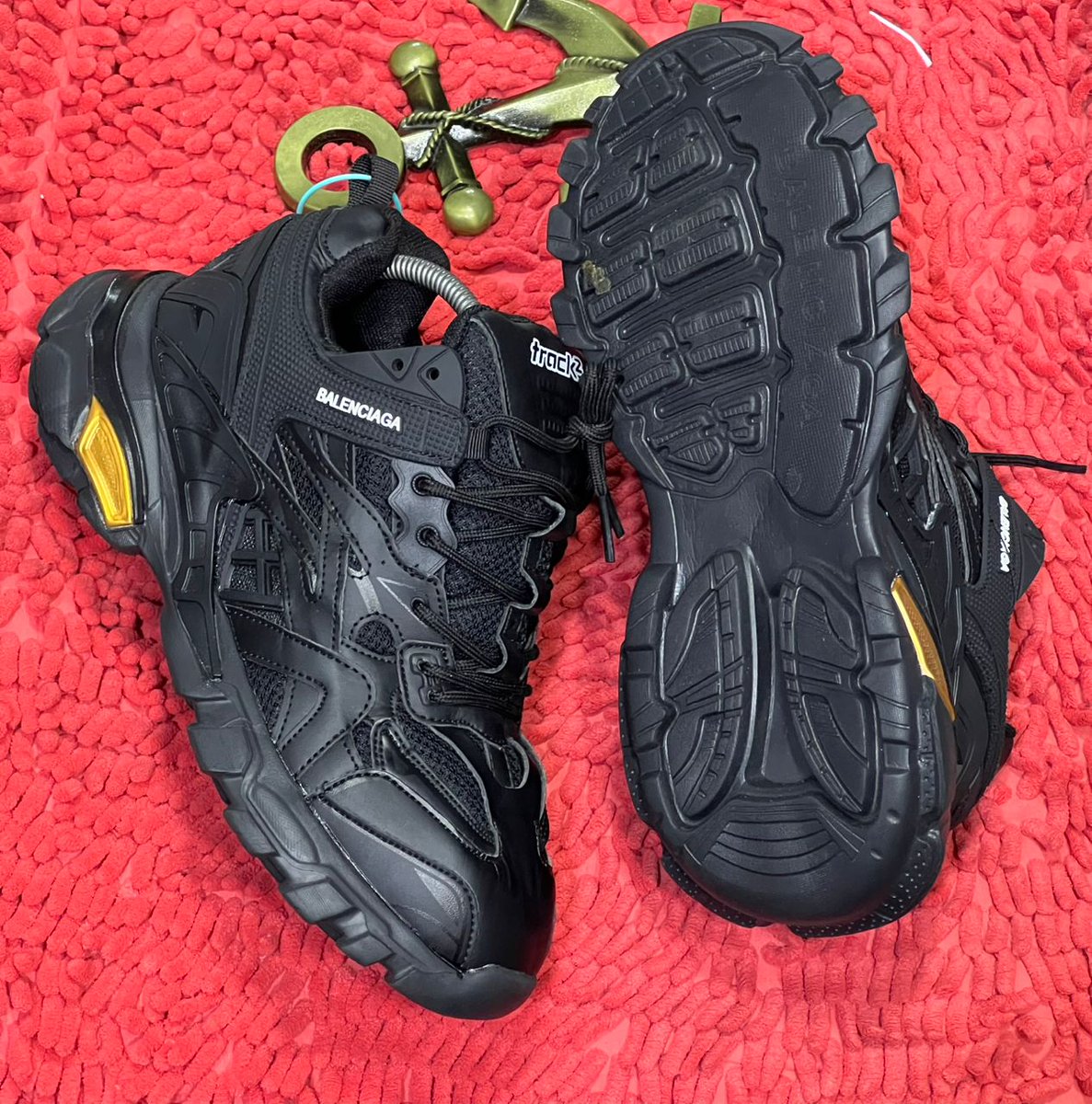 chizzy_shoes's tweet photo. *New Arrivals*
*Size 43__________45 Available*
*#FullyBoxed*
*Price 35m https://t.co/rpX099J4R7
