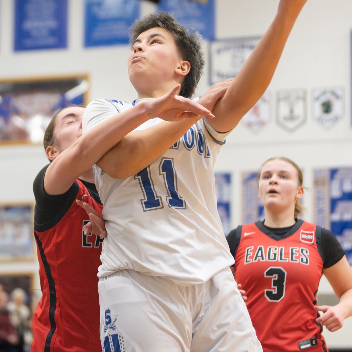 VTCody's tweet photo. "Any time you can come into a game and somebody is down a little bit, you want to jump on them quickly."

Spotswood flexed its muscles in a Valley District girls basketball rout of East Rockingham at home on Tuesday | Story: https://t.co/OZWO7BV1zx https://t.co/R4kjVlvfSH