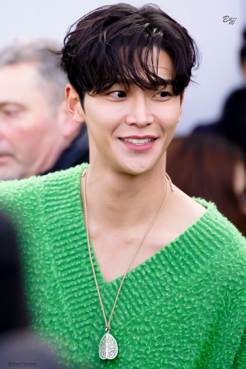 wping13's tweet photo. #로운 #ROWOON #ロウン #โรอุน #金路云 #KimSeokWoo #KimRoWoon #金路雲 #金锡佑 #김석우 #탁류 #TheMurkyStream #장시율
D-460
230121 https://t.co/bDeiC2w2g7
