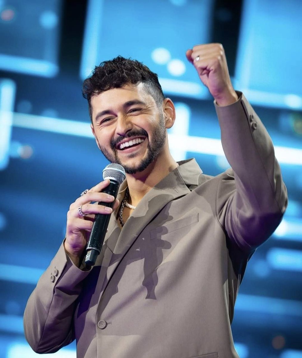 🇮🇱 נציג כבר יש, אבל איזה שיר הוא רוצה לבצע באירוויזיון? הנציג הנבחר של ישראל לתחרות בווינה, נועם בתן, אמר הבוקר בריאיון ל <a href="/asaf_lib/">אסף ליברמן</a> ול- <a href="/KalmanLiebskind/">קלמן ליבסקינד</a> ב <a href="/kann_news/">כאן חדשות</a> שבכוונתו לשלוח שירים שכתב בעצמו לוועדה הבוחרת: "אני ניסיתי להתחיל לעבוד על שירים כבר במהלך העונה, אני אשלח כמה