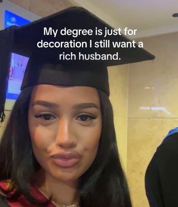 astralbaes's tweet image. 