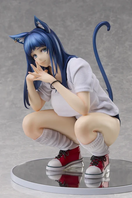 人気イラストレーター蕨野まつり氏がフィギュア用に描き下ろした「氷坂 しずね 体操服Ver.」が登場! 学園最速でスポーツ万能、そして他を寄せ付けない容姿端麗のしずねちゃん。 柔らかさとしなやかさを兼ね備えたプロポーションはみんなの注目の的です。