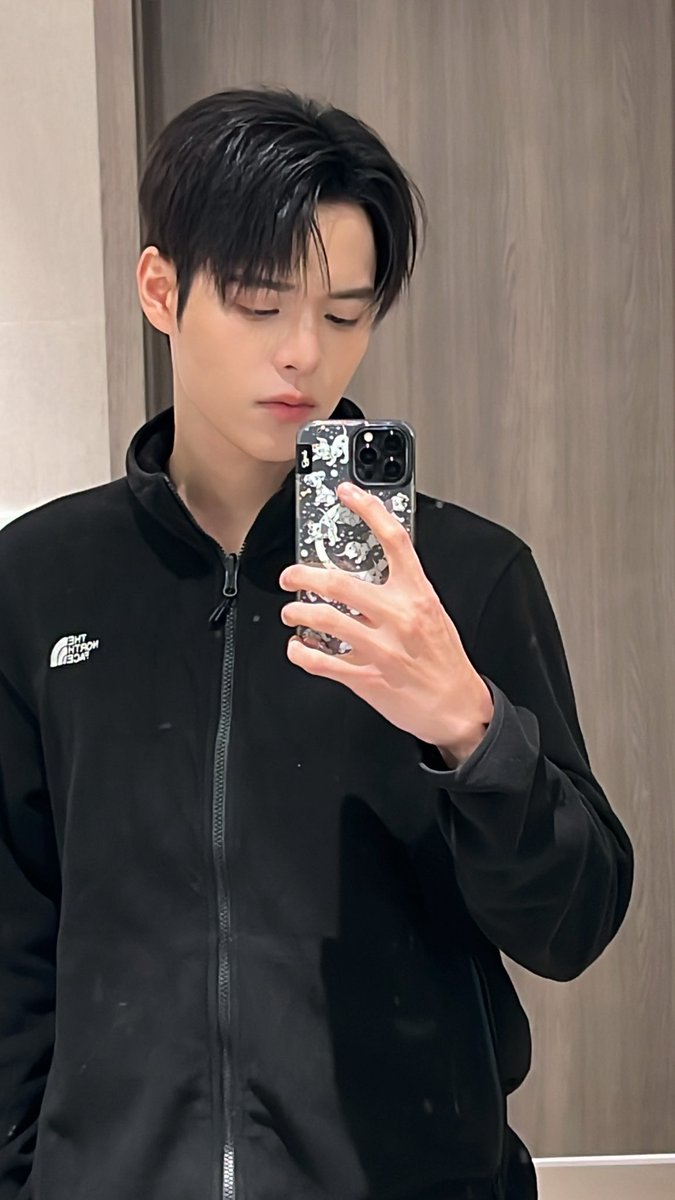 poon_mit12's tweet image. #MyRomanceScammerQ24