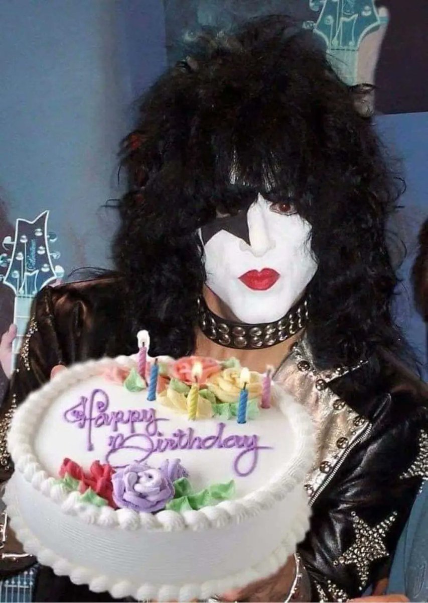 PamelaStatum's tweet photo. Happy 74th Birthday to Paul Stanley aka The Starchild. May you enjoy your special day and be blessed.♥️@paulstanleylive https://t.co/RqHFMUQ9z0