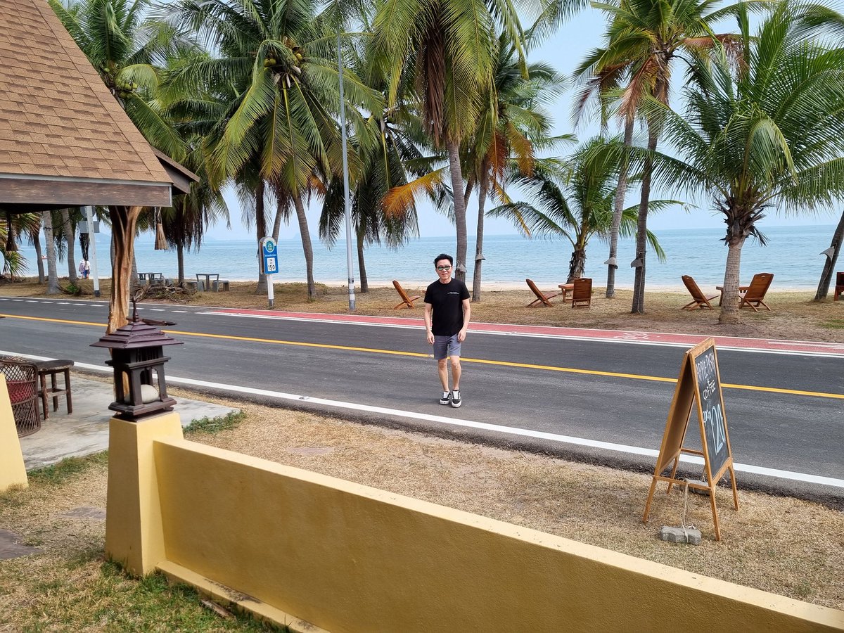 #หาดสามร้อยยอด #พุน้อย