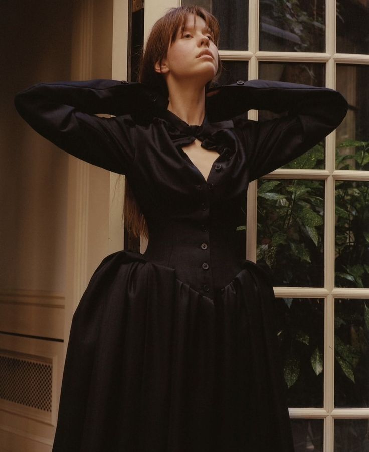 frankvnstein's tweet image. Mia Goth for Vivienne Westwood Autumn-Winter 2024/25 collection.