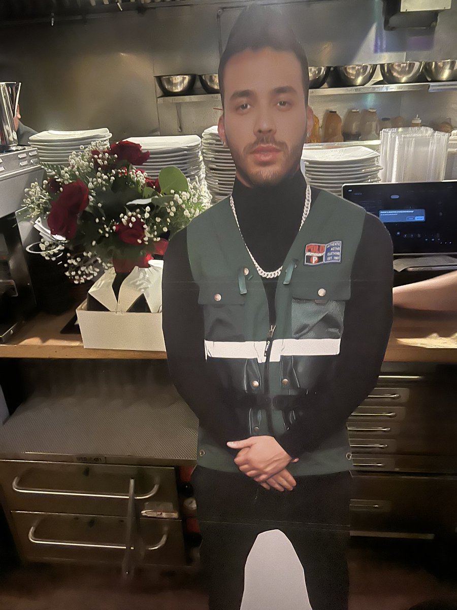 MarinaUmana's tweet photo. When Customers know my love for @PrinceRoyce and Surprise me with the best/funniest Birthday gift!😭🥰😂#princeroyce #MTQN #BetterLateThanNever https://t.co/0TFGDQnhRR