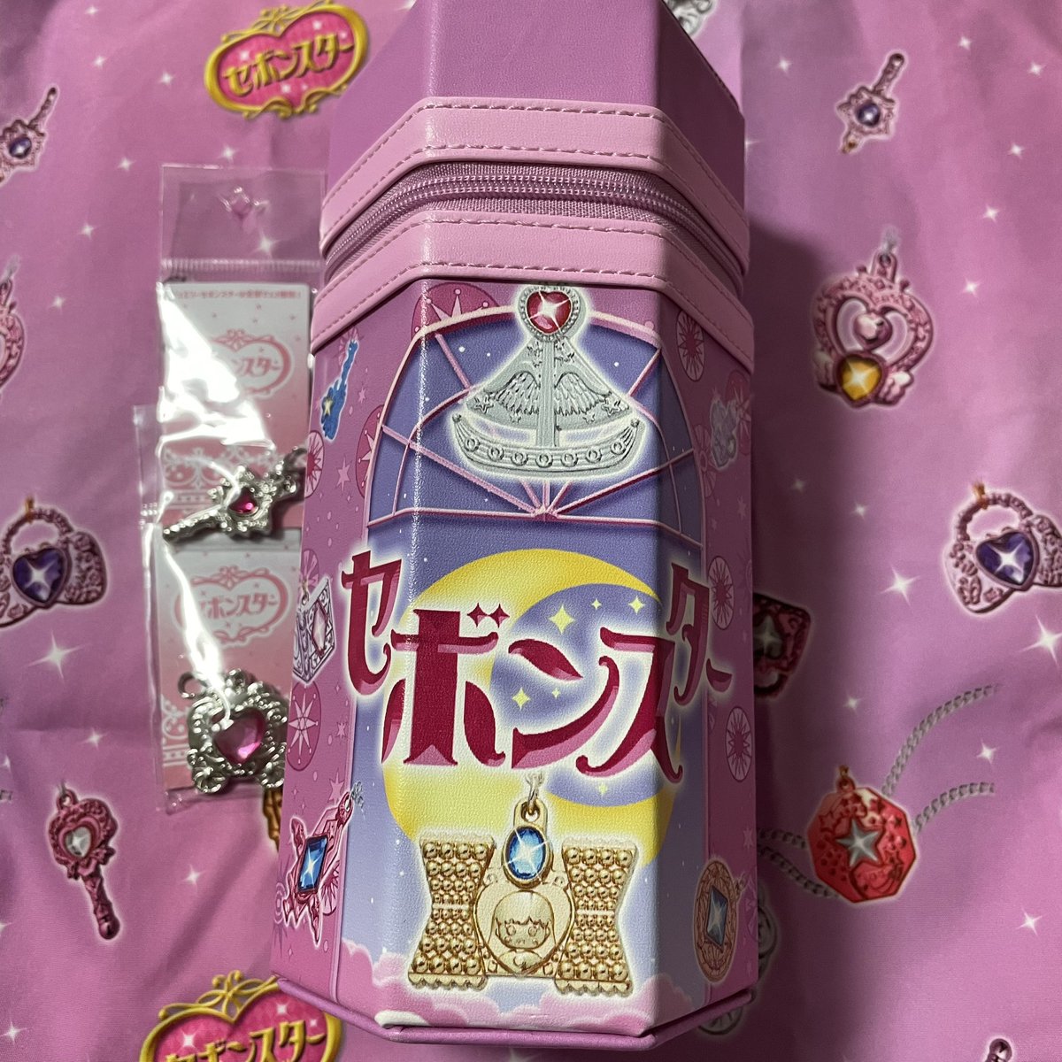 しまむらで、セボンスターコラボを買ってきました。ペンケースとエコ