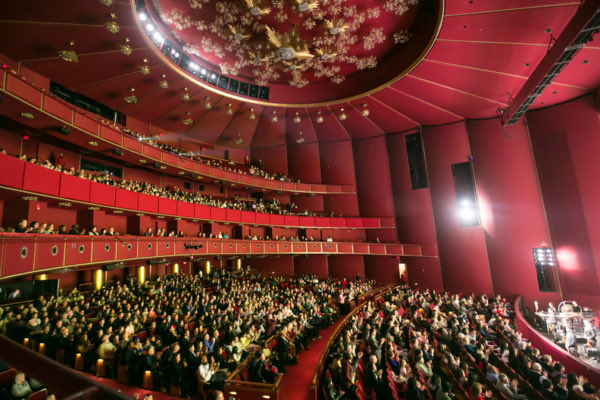 FrankLin5857's tweet photo. SHEN YUN 2026 SHOWS IN WASHINGTON DC USA 
神韻八大藝術團全球巡演系列 
https://t.co/J3WJwLaEzy
美首都十場神韻演出落幕 精英：深受啟迪
   
2026年1月18日下午，美國神韻世界藝術團在華盛頓DC肯尼迪藝術中心的第十場演出圓滿落幕。 https://t.co/B9hvecqMLv
