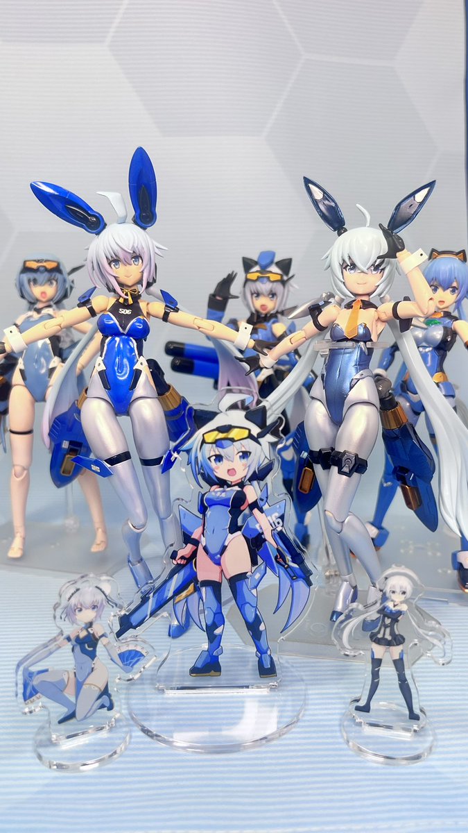 AZUNAorEzF's tweet image. #魅力のある青を見せてください見た人全員強制
ここ数年青色ばっかり