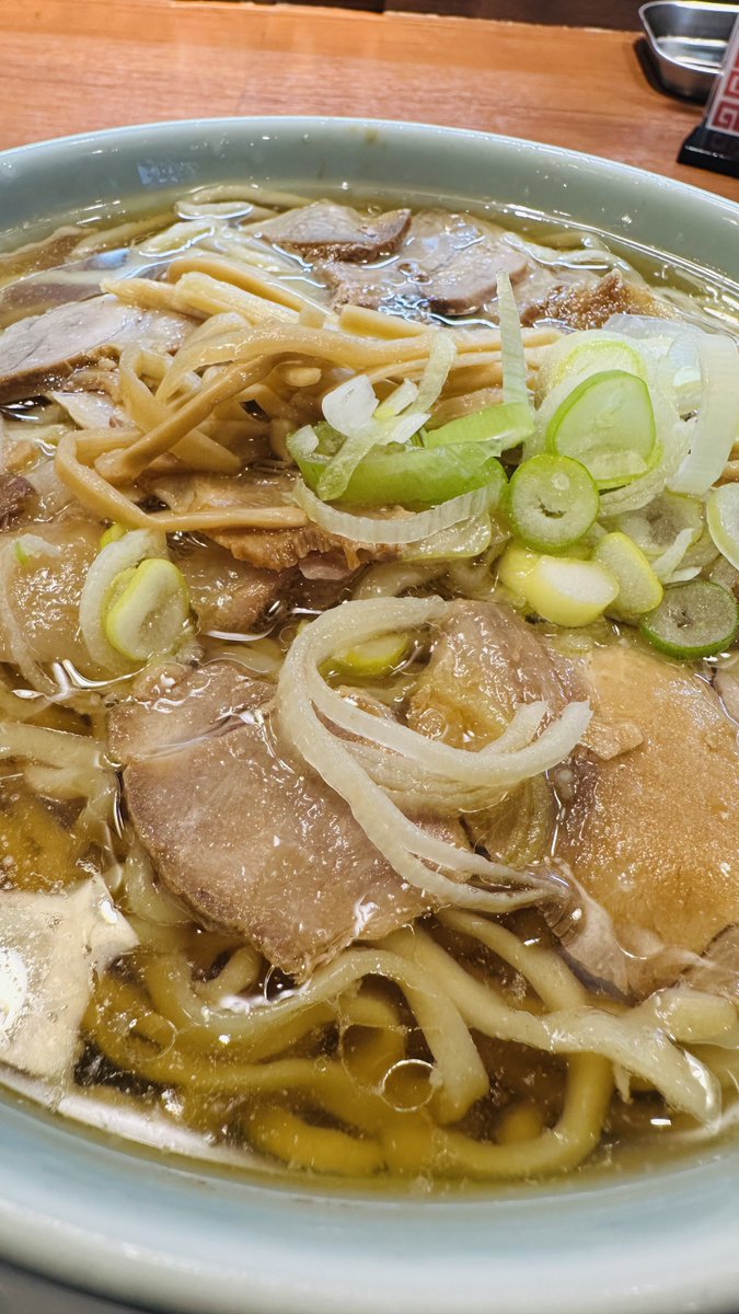 20170710plus's tweet image. 500円で食べれる券があったからお昼は中華そば🍜
寒い日にぴったり❄️