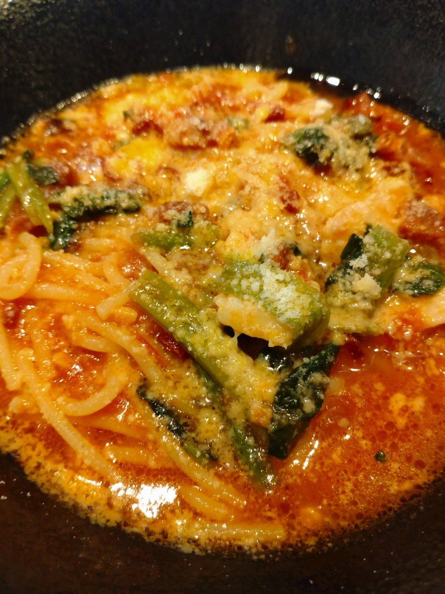 mint06sun's tweet image. 今日は空気が冷たい！いつか行った冬の富山のようだ。

寒いので極上ほたてのスパイストマトスープを食べた😋温まった〜

レシートに付いていたサービス券でチーズを追加😜