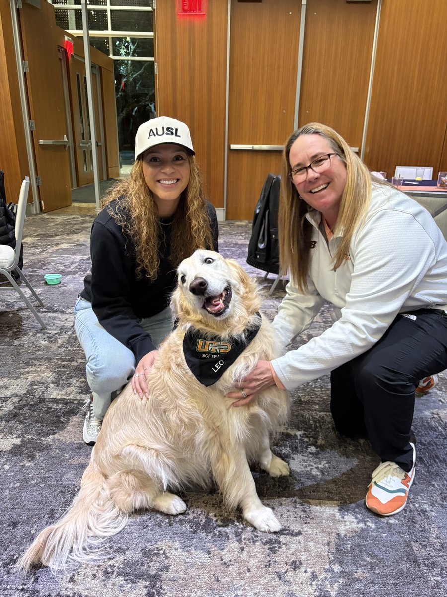 All I can say is… We are blessed! Thank you Jayda for being our first UTD Diamond Dinner guest speaker. “Keep Rowing JC” <a href="/jaydac00/">Jayda Coleman</a> #utd @utdcometsports #fca <a href="/UTDCometSB/">UT Dallas Softball</a>