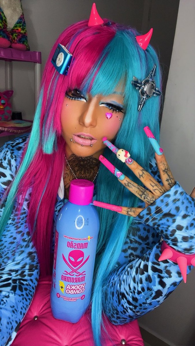 candy_bullets's tweet image. Mansão maromba eh a cara das gyarus