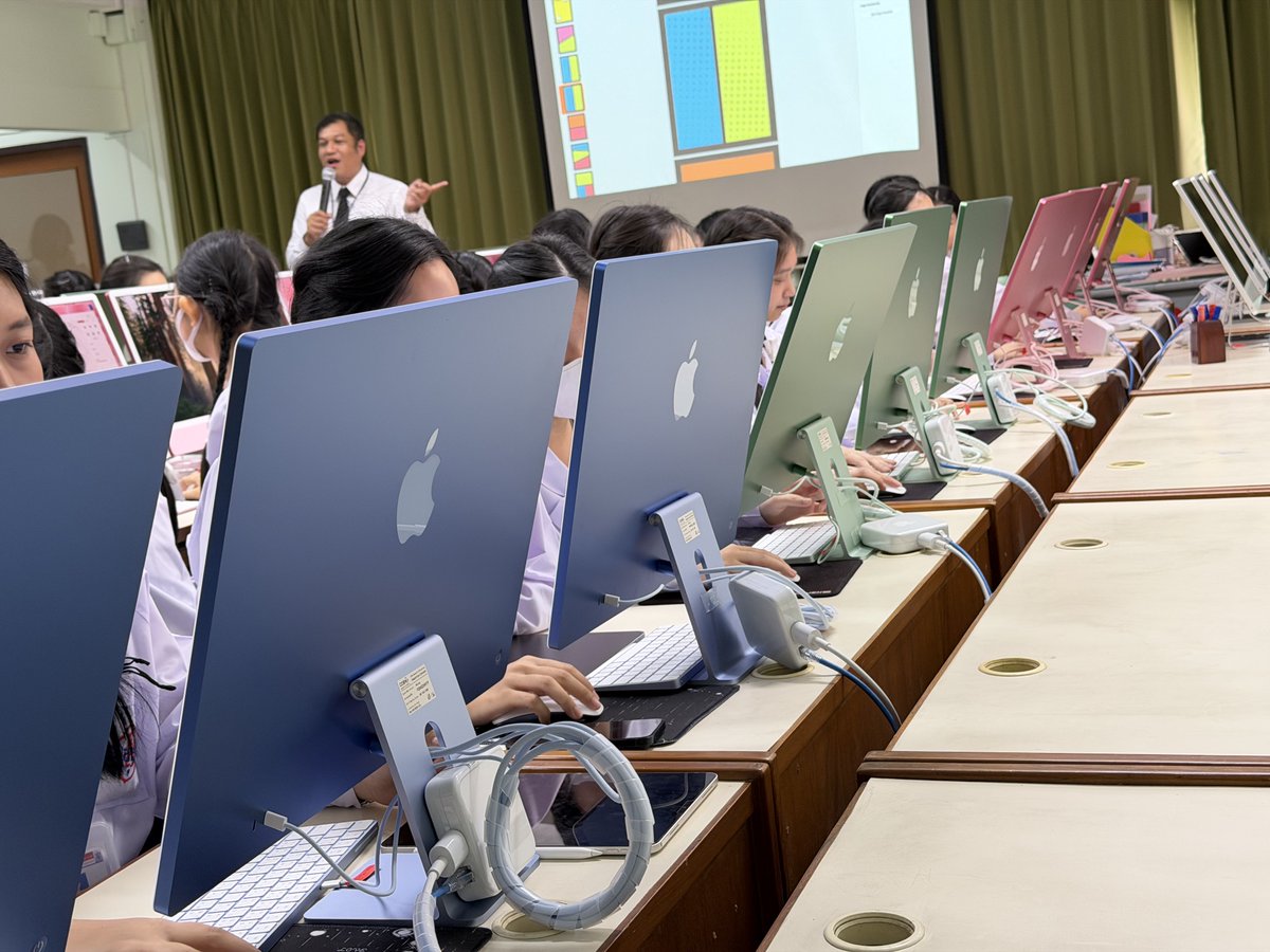 BrightMinho's tweet image. โรงเรียนในฝันเว่อออออ 🥺
มี iMac แบบสะใจ 🖥️
 
— โรงเรียนอัสสัมชัญคอนแวนต์ 
หนึ่งใน Apple Distinguished School 