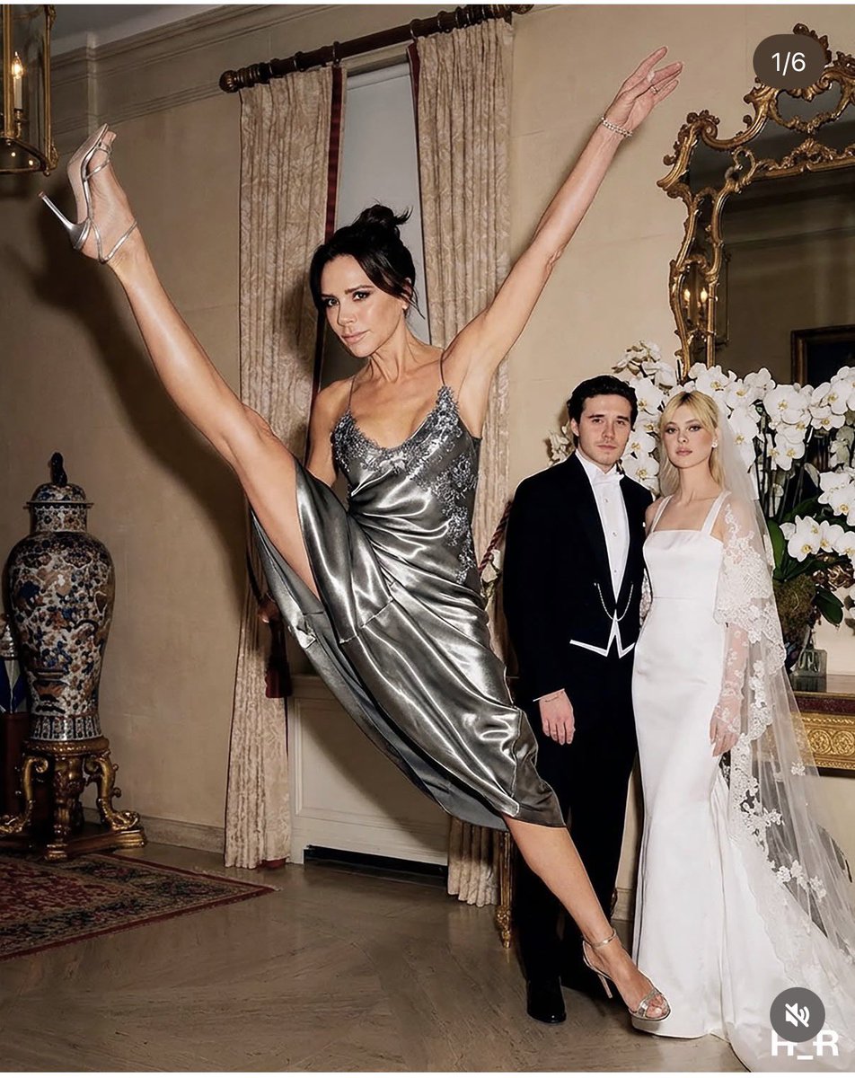 ViQueenie's tweet image. OMG I can’t with the Memes!!

I❤️VB

#CelebNews