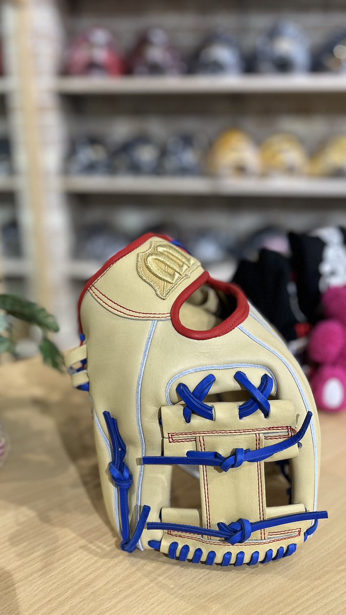 fourleafbase's tweet image. ご購入ありがとうございます😊
昨年末から86型が人気です🍀

#Wilson #ウイルソン
#フォーリーフベース